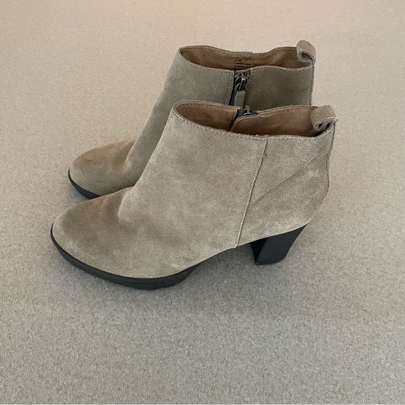 Caslon Taupe Leather Ankle Boots Size 41 - Picture 9 of 14